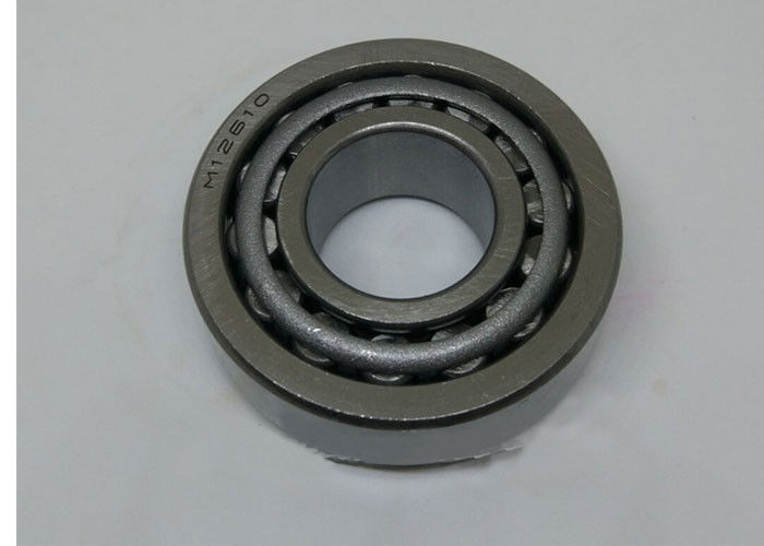 แบริ่งลูกกลิ้งเรียว 30318 พร้อมกรงเหล็กสำหรับรถยนต์ High Speed ​​Stainless ขนาด 90*190*46.5mm